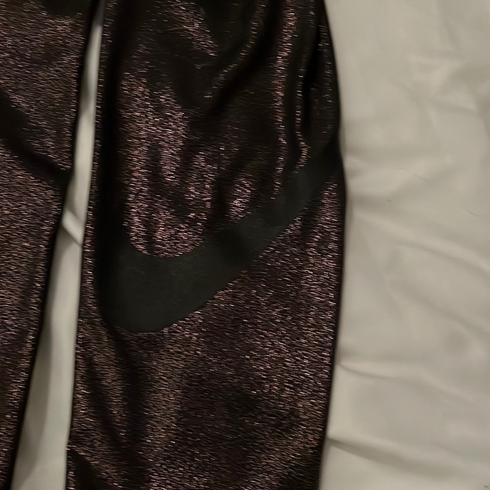 Nike dry-fit XS black sparkle leggings - Picture 4 of 4